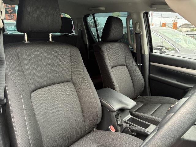 Toyota Hilux 4