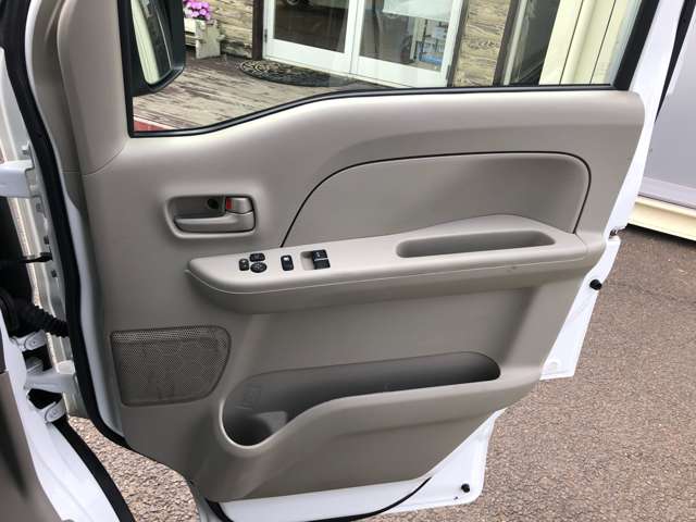 Nissan NV100 Clipper 12