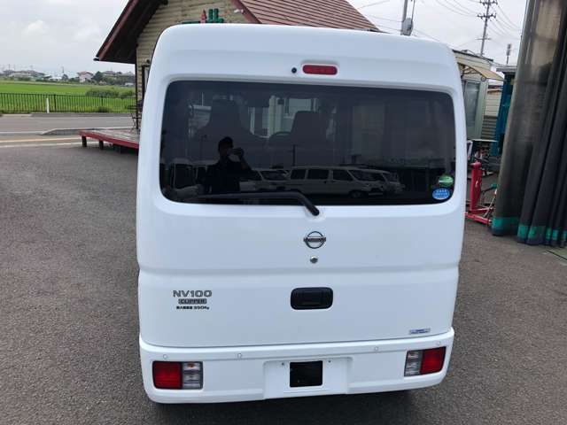 Nissan NV100 Clipper 6