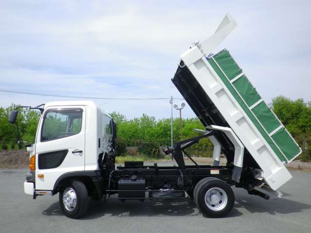 Hino Ranger 8