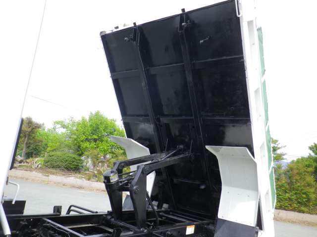 Hino Ranger 9