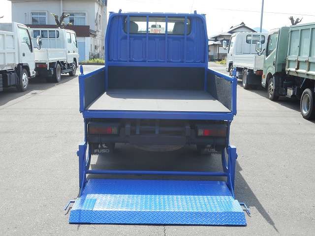 Mitsubishi Fuso Canter Guts 10