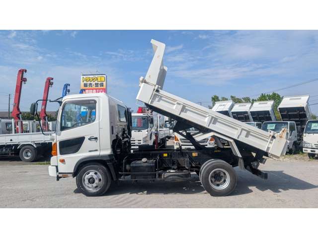Hino Ranger 8
