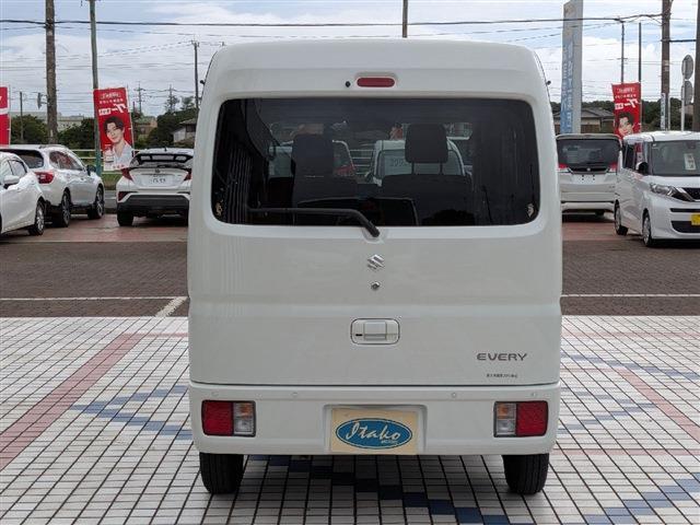 Suzuki Every 9