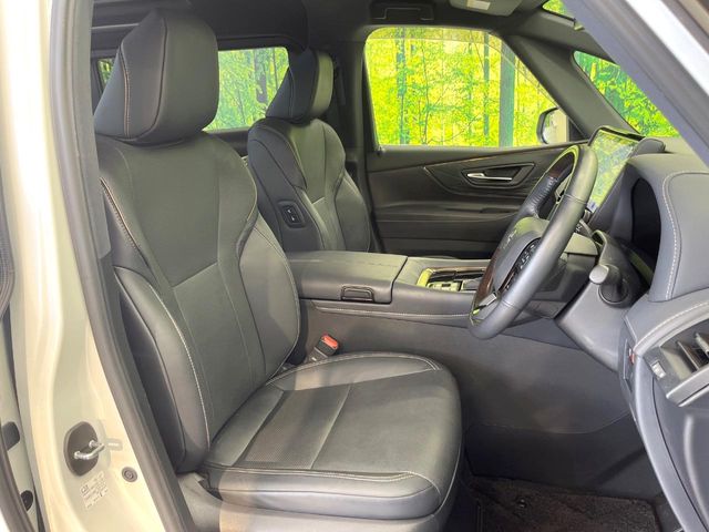 Toyota Alphard 12