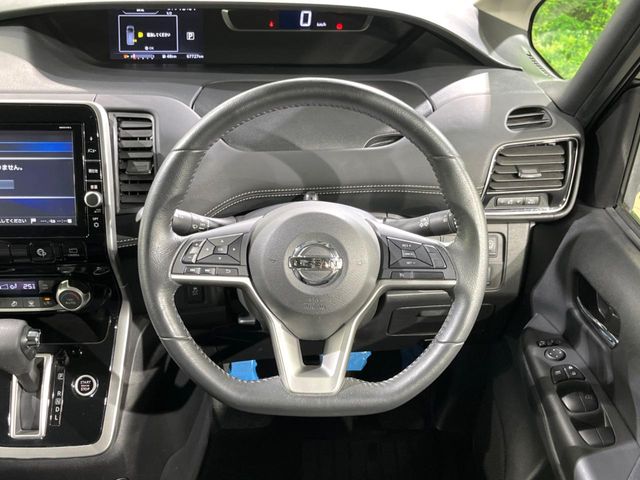 Nissan Serena 12