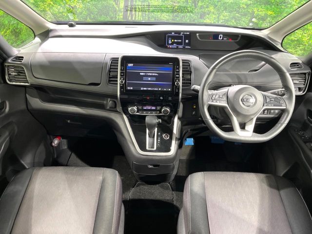 Nissan Serena 2