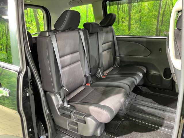 Nissan Serena 9