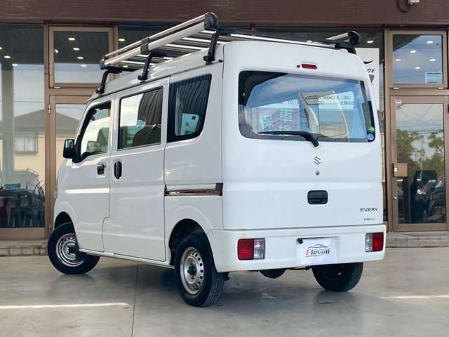 Suzuki Every 8