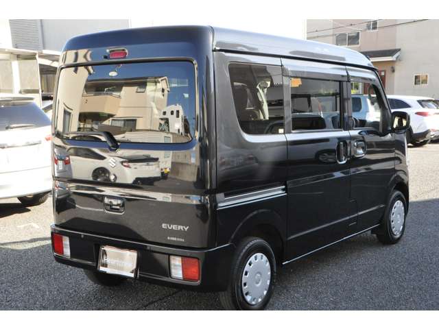 Suzuki Every 12