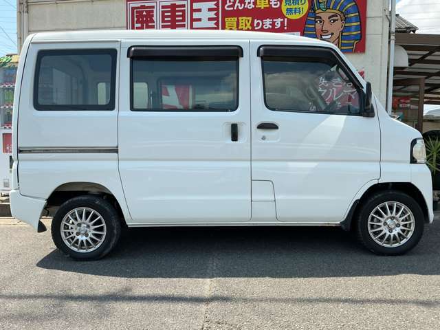 Nissan NV100 Clipper 7