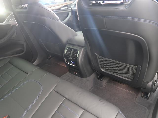 BMW X3 11