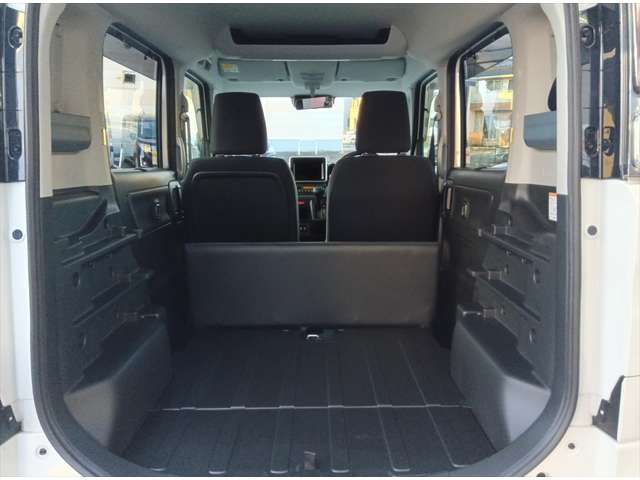 Suzuki Spacia Base 4