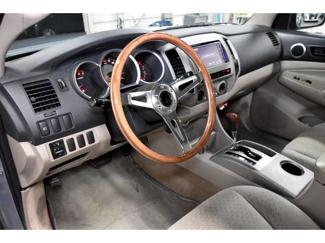 Toyota Tacoma 11
