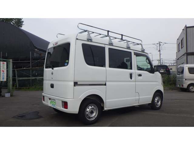 Nissan NV100 Clipper 3