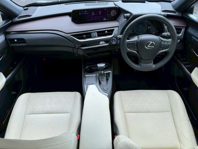 Lexus UX 3