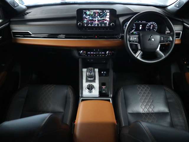 Mitsubishi Outlander 7