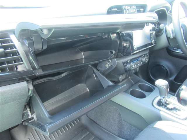 Toyota Hilux 12