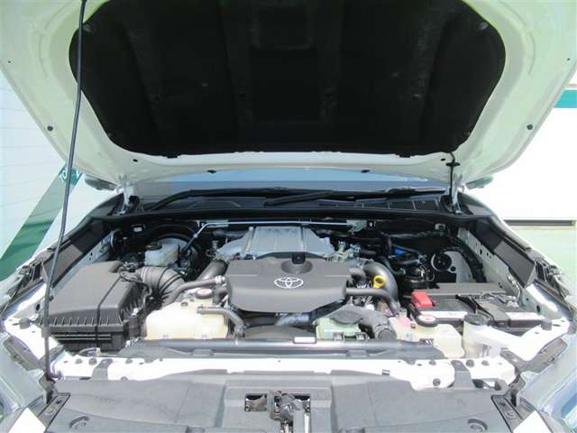 Toyota Hilux 3