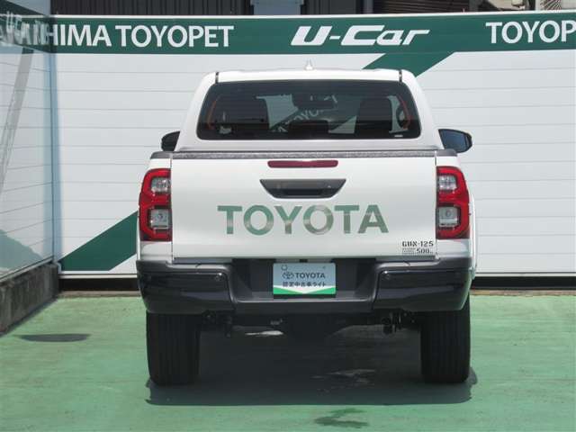 Toyota Hilux 6
