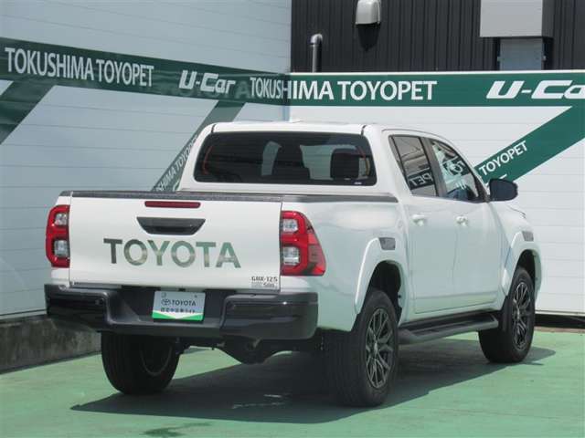 Toyota Hilux 7