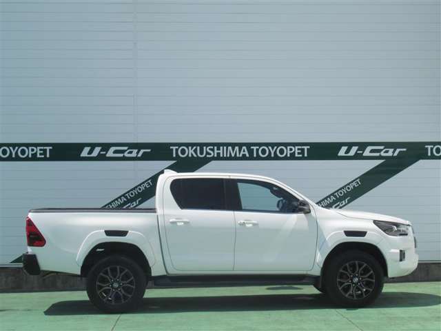 Toyota Hilux 9