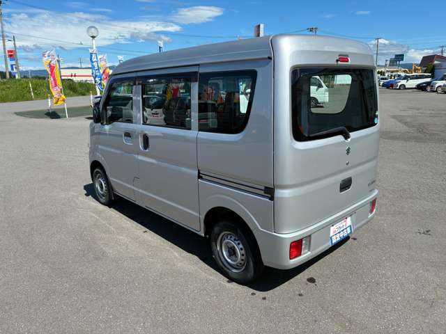 Suzuki Every 7