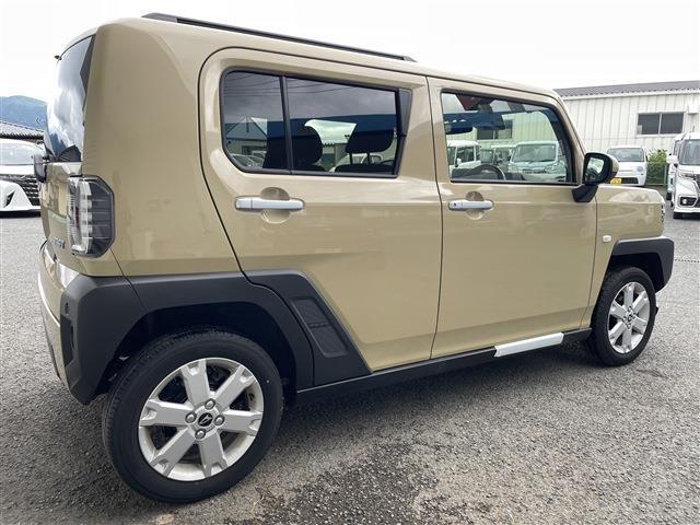 Daihatsu Taft 8