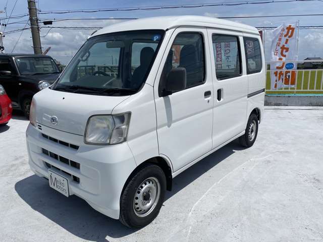 Daihatsu Hijet Cargo 12