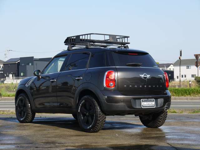 MINI Crossover 10