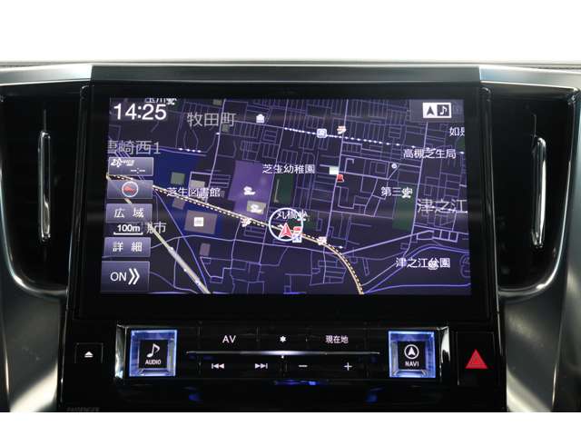 Toyota Alphard 11