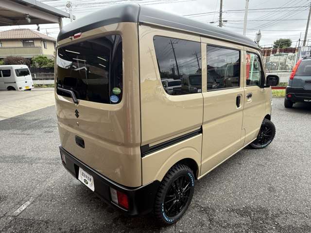 Suzuki Every 12