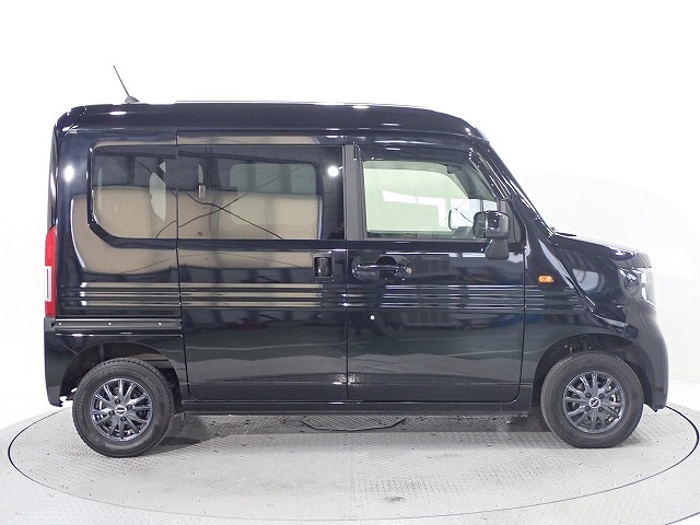 Honda N-VAN 11