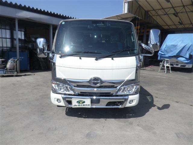 Hino Dutro 2