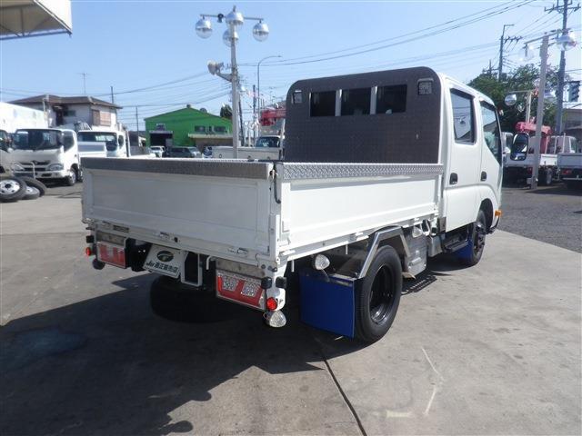 Hino Dutro 5