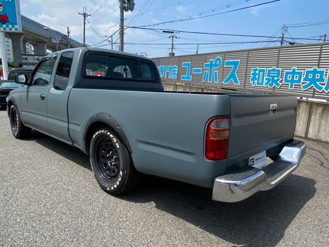 Toyota Hilux 11