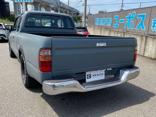 Toyota Hilux 12
