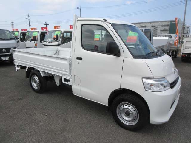 Mazda Bongo Truck 9