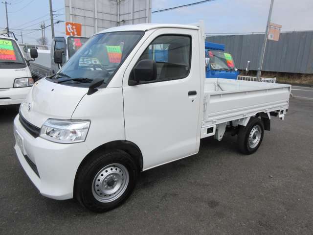 Mazda Bongo Truck 10
