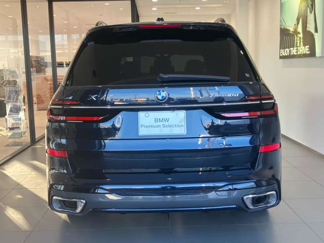 BMW X7 9