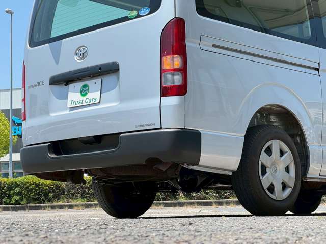 Toyota Regius Ace 10