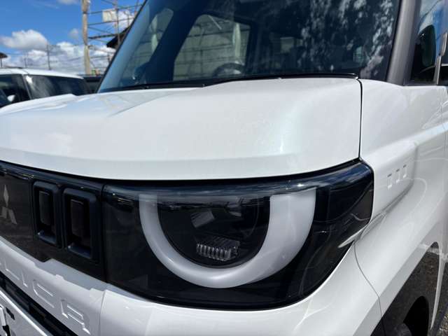 Mitsubishi Delica Mini 12