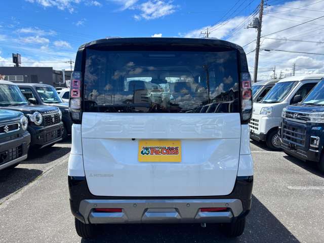 Mitsubishi Delica Mini 9