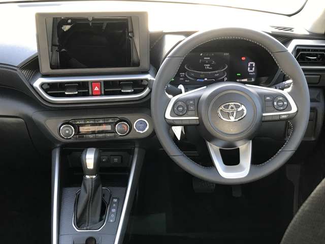 Toyota Raize 9