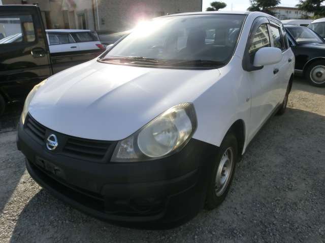 Nissan AD 7