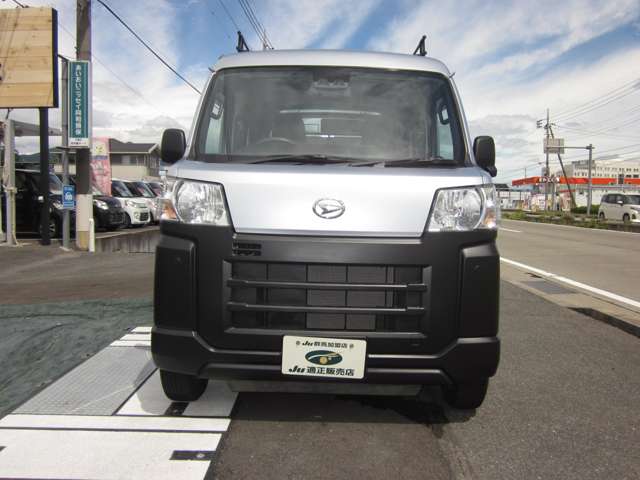 Daihatsu Hijet Cargo 9