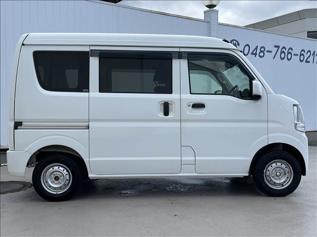 Mitsubishi Minicab Van 7
