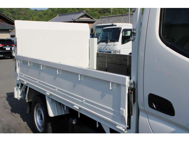 Toyota Toyoace 11