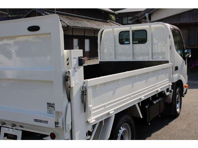 Toyota Toyoace 12