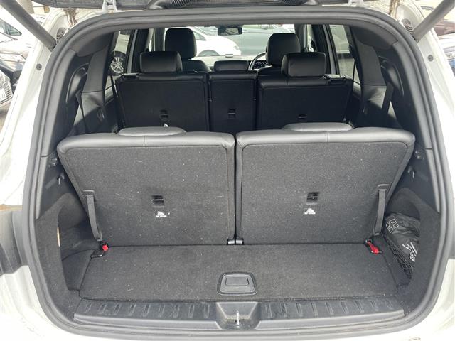 Mercedes-Benz GLB 9